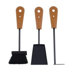 Incad Designer Kaminbesteckset Und Holzkorb Braun -Derofenfuchs Verkäufe corla kaminbesteck braun k11 web1 1280x1280