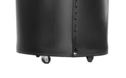 Giro Designer Holzkorb Schwarz Aus Regeneriertem Leder Mit Rollen -Derofenfuchs Verkäufe firestyle giro schwarz 4 1280x1280