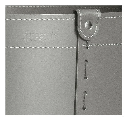 Designer Holzkorb Tonda Taupe Aus Regeneriertem Leder Mit Rollen 6 Designer Holzkorb Tonda Taupe Aus Regeneriertem Leder Mit Rollen – Bild 4