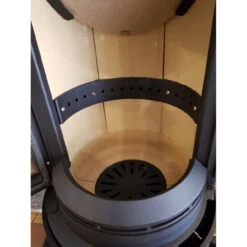 Akono Midi 180° Panorama Kaminofen 7 KW Schwarz -Derofenfuchs Verkäufe koppe akono schwarz ausstellung1 1280x1280 2