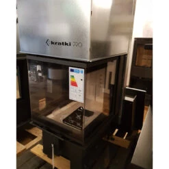 NBC 8 - 3 Seitiger Panorama Kamineinsatz 8KW Mit Hebetür -Derofenfuchs Verkäufe kratki nbc 8 ausstellung1 1280x1280