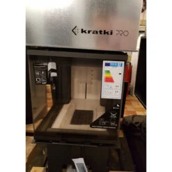 NBC 8 - 3 Seitiger Panorama Kamineinsatz 8KW Mit Hebetür -Derofenfuchs Verkäufe kratki nbc 8 ausstellung2 1280x1280