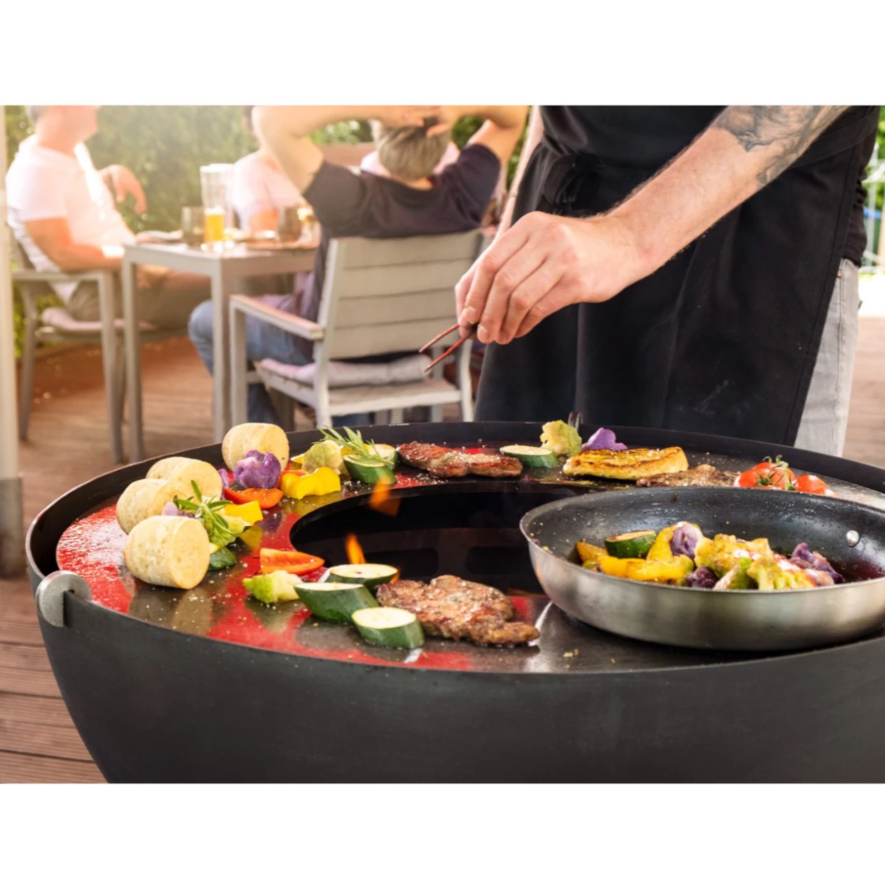 Gartenkamin Plancha Grill TALYN Schwarz 5 Gartenkamin Plancha Grill TALYN Schwarz – Bild 3