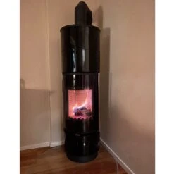 Delia Extra Speicher-Kaminofen Mit Schwarzen Kacheln 7kW -Derofenfuchs Verkäufe thorma delia extra keramik schwarz kaminofen web6 1280x1280 1