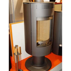 Andorra Exclusive Drehbarer Kaminofen 7kW Gussgrau -Derofenfuchs Verkäufe thorma design andorra exclusiv messe 1280x1280