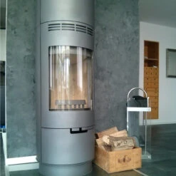 Sevilla Speicher-Kaminofen Gussgrau 7kW -Derofenfuchs Verkäufe thorma design sevilla kunde2 1280x1280