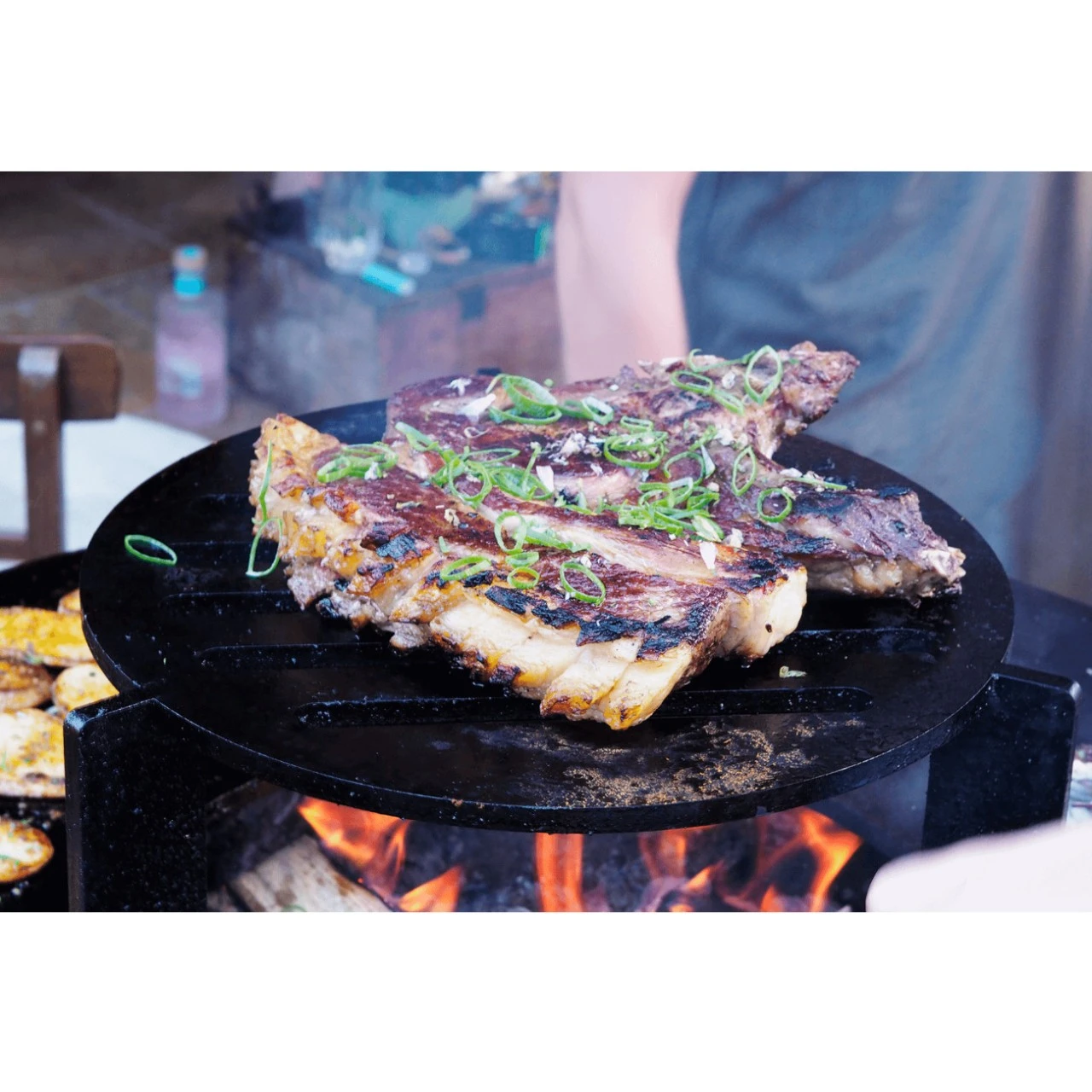 Gartenkamin Plancha Grill TALYN Schwarz 10 Gartenkamin Plancha Grill TALYN Schwarz – Bild 8